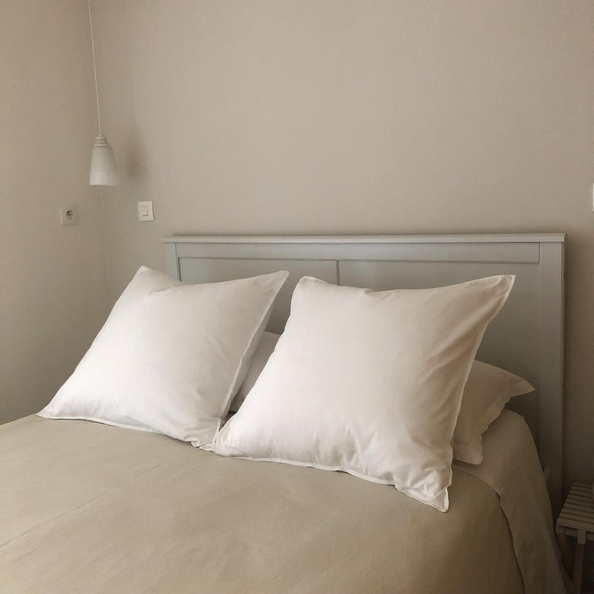 Songes Au Lit Du Fleuve Bed & Breakfast Cambes  Bagian luar foto