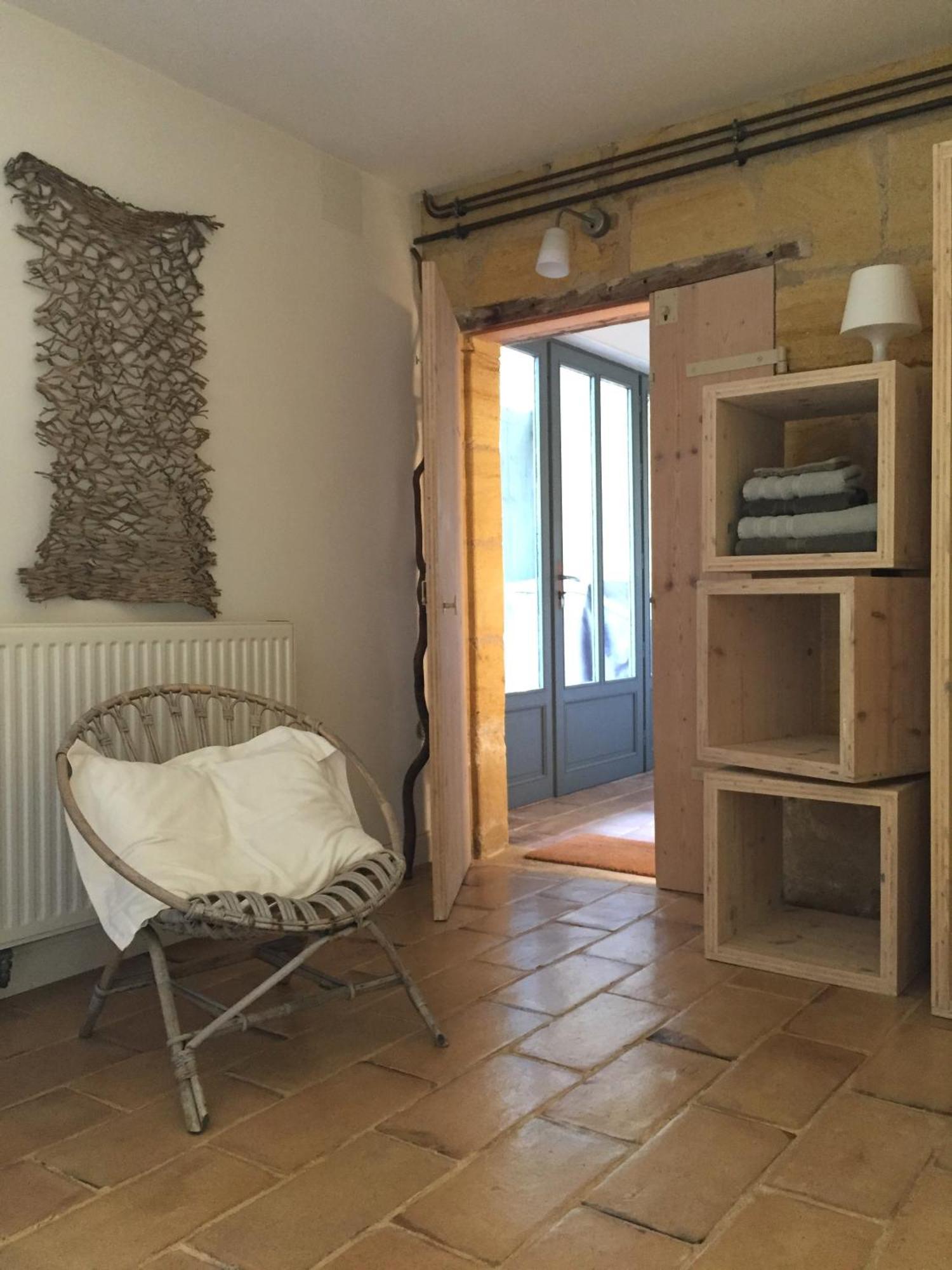 Songes Au Lit Du Fleuve Bed & Breakfast Cambes  Bagian luar foto